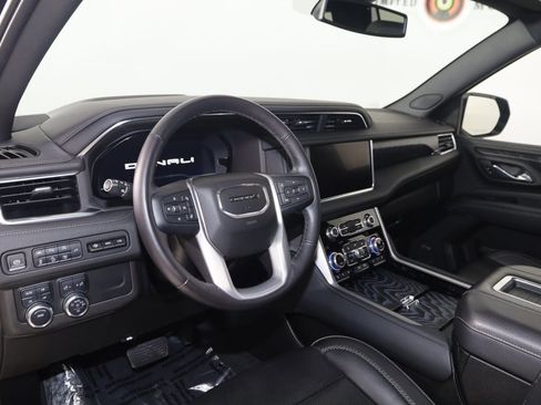 Used 2022 GMC Yukon Denali image 27