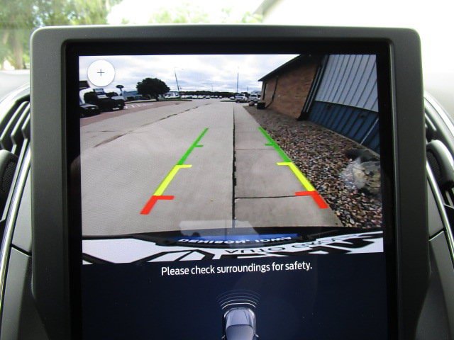 Used 2023 Ford Edge Titanium AWD/4WD image 19