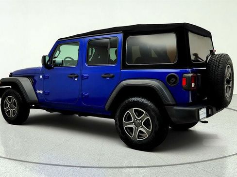 Used 2019 Jeep Wrangler Unlimited Sport S AWD/4WD image 7