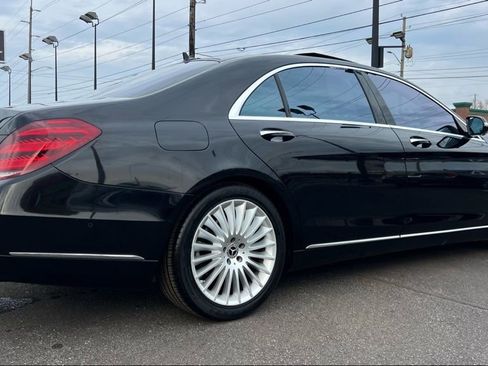Used 2018 Mercedes-Benz S 560 Sedan image 8