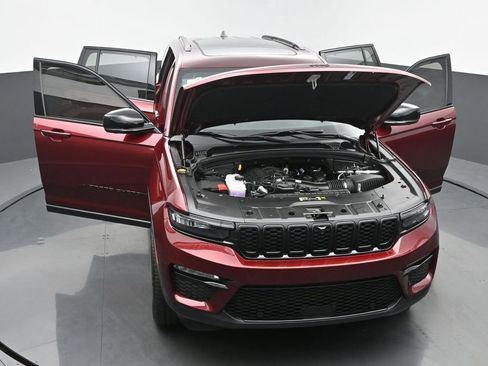 New 2025 Jeep Grand Cherokee Limited w/ Luxury Tech Group II image 62