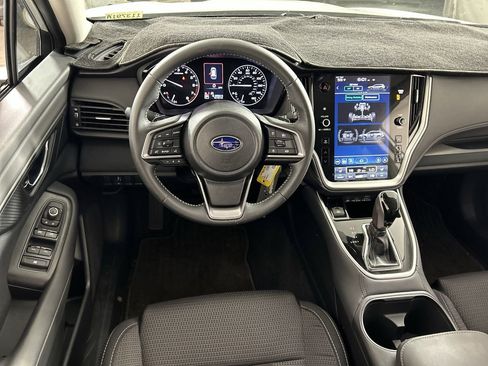 Used 2025 Subaru Outback Premium image 20