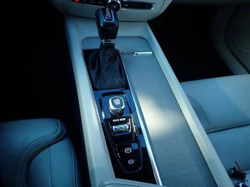 Used 2019 Volvo S60 T6 Inscription image 20