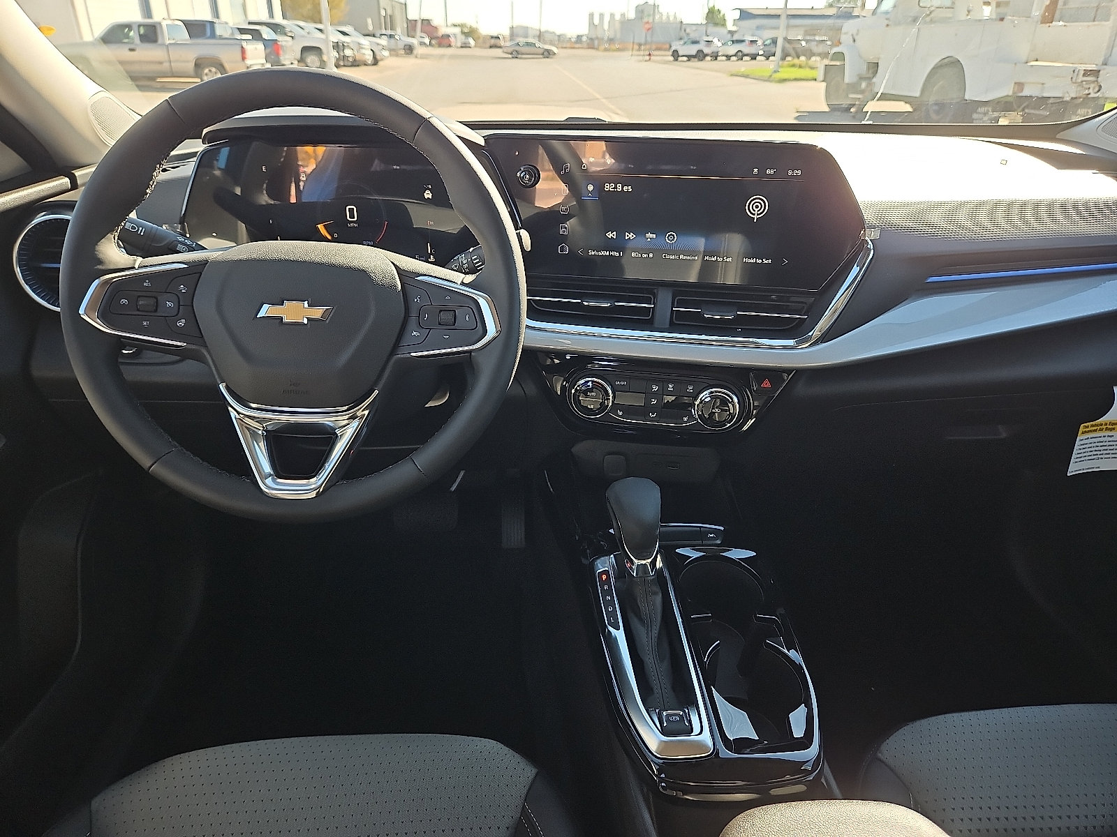 New 2026 Chevrolet Trax LT w/ LT Convenience Package FWD image 11