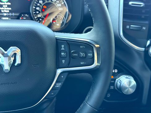 Used 2025 RAM 1500 Laramie image 24