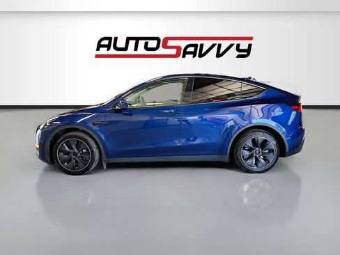 Used 2024 Tesla Model Y Long Range AWD/4WD image 4