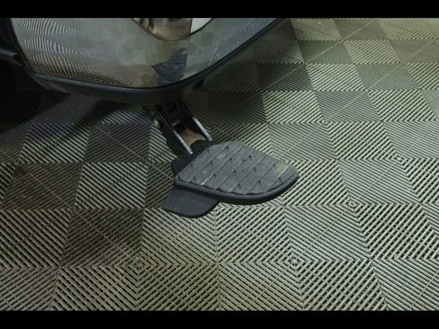 Used 2023 RAM 2500 Big Horn w/ Level B Equipment Group image 20