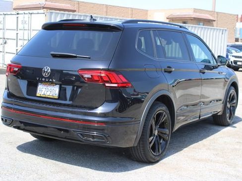 Used 2023 Volkswagen Tiguan SE R-Line FWD image 5