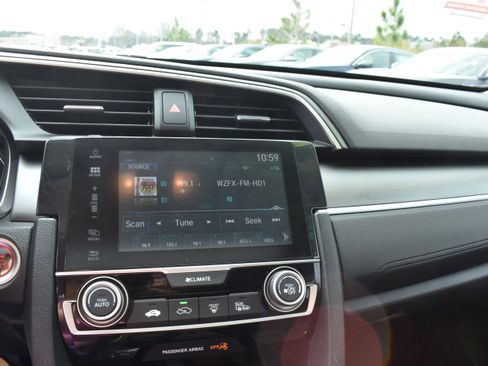 Certified 2017 Honda Civic EX image 22