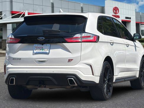 Used 2019 Ford Edge ST w/ Canadian Touring Package AWD/4WD image 4