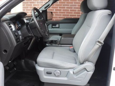 Used 2014 Ford F150 XLT w/ XLT Convenience Package AWD/4WD image 8