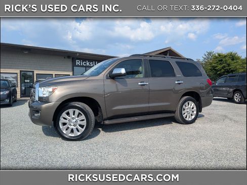 Used 2014 Toyota Sequoia Platinum AWD/4WD image 1