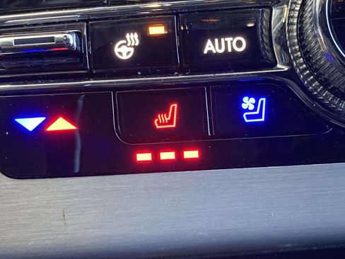 Used 2021 Lincoln Aviator Reserve w/ Elements Package Plus image 25