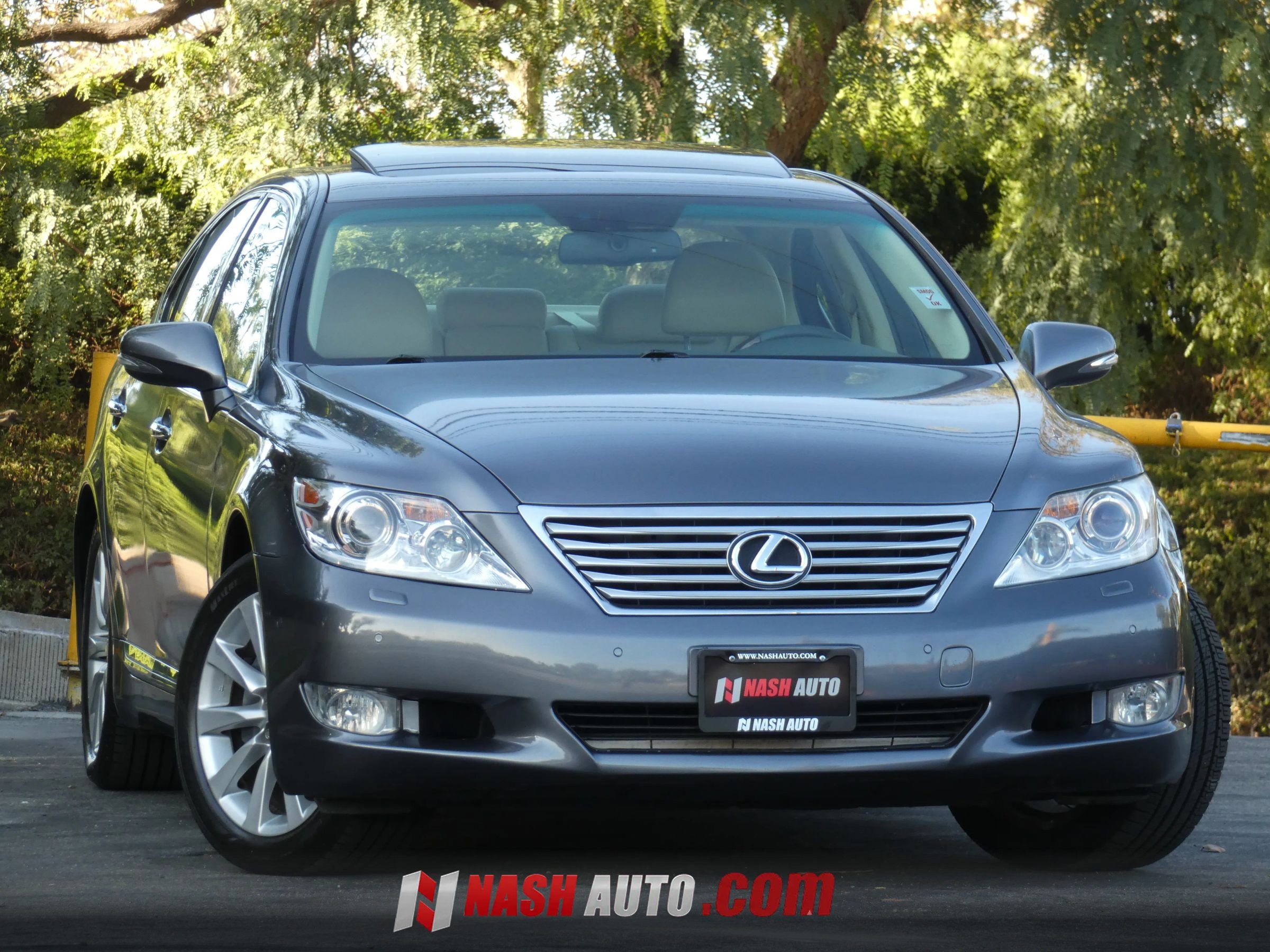 Used 2012 Lexus LS 460 w/ Luxury Value Edition RWD image 3