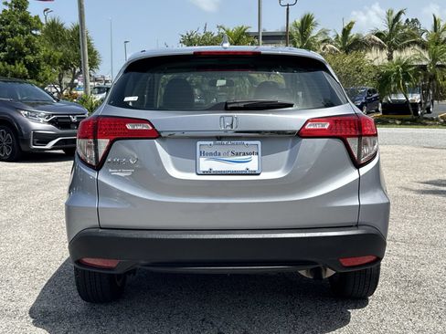 Used 2021 Honda HR-V LX image 6