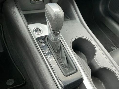 Used 2025 Nissan Altima 2.5 SV FWD image 24