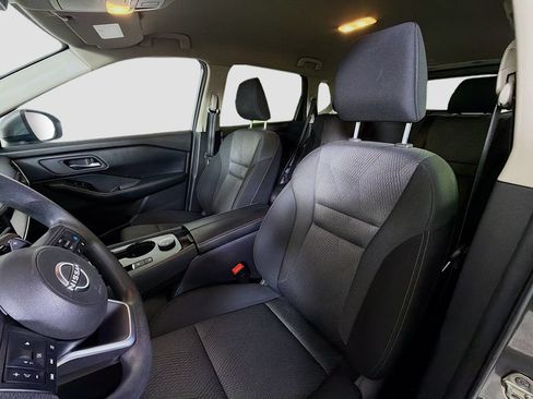 Used 2024 Nissan Rogue SV AWD/4WD image 14