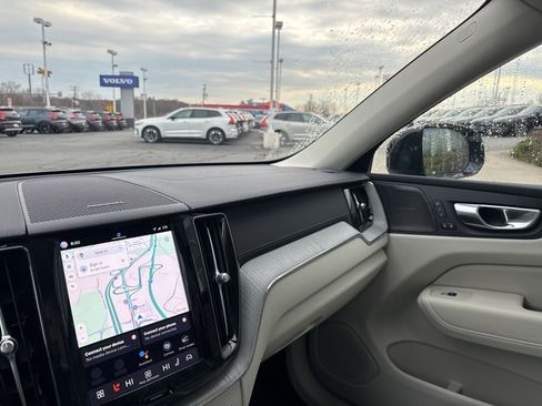 Certified 2024 Volvo XC60 T8 Ultimate w/ Protection Package Premier image 27