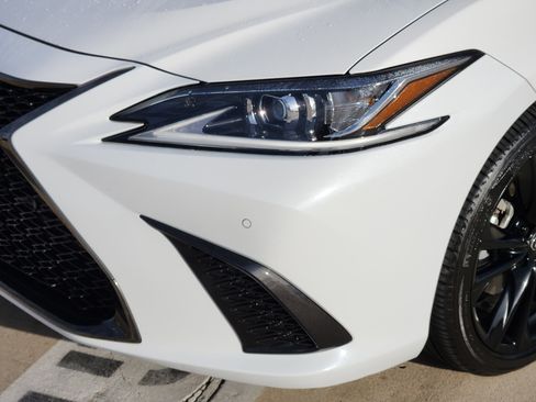 Used 2023 Lexus ES 350 F Sport w/ Accessory Package (Z1) image 6