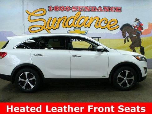 Used 2016 Kia Sorento EX image 1