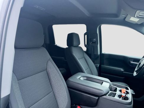 Used 2023 Chevrolet Silverado 1500 Custom Trail Boss w/ 2.7L Blackout Package image 26