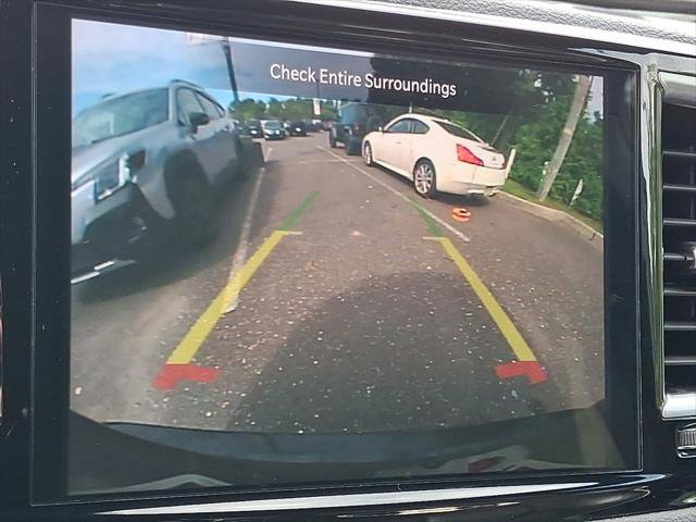 Certified 2026 Chrysler Pacifica Limited FWD image 30