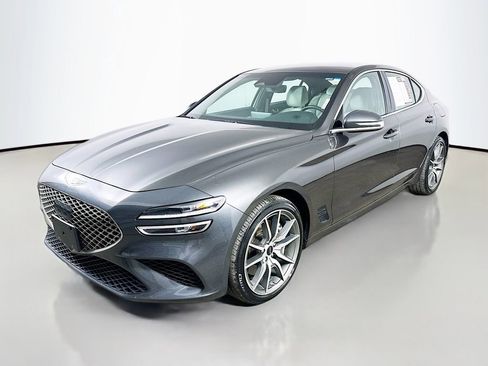 Used 2025 Genesis G70 2.5T RWD image 3