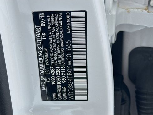 Used 2019 Mercedes-Benz A 220 w/ Premium Package image 40