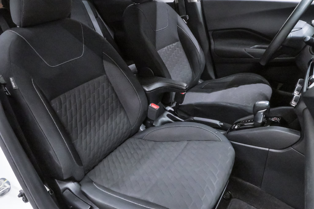 Used 2022 Nissan Kicks S FWD image 14