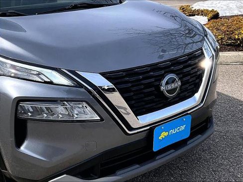 Certified 2023 Nissan Rogue SV image 30