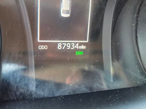 Used 2022 Toyota Camry SE w/ Convenience Package FWD image 26