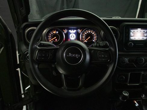 Used 2020 Jeep Wrangler Unlimited Sport image 22