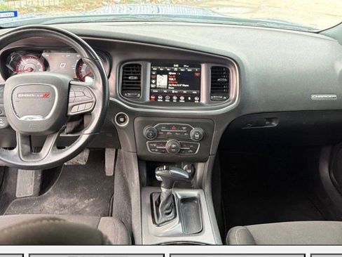 Used 2022 Dodge Charger GT w/ Blacktop Package image 11