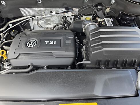 Used 2023 Volkswagen Atlas Cross Sport SE FWD image 25