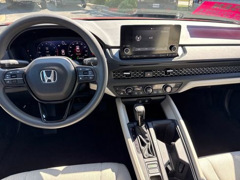 Certified 2023 Honda Accord EX image 23