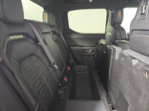 Used 2022 Rivian R1T Launch Edition image 24