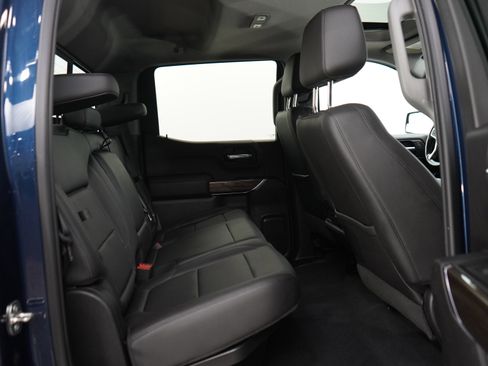 Used 2019 Chevrolet Silverado 1500 LT Trail Boss AWD/4WD image 12