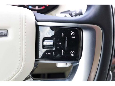 Used 2023 Land Rover Range Rover SE AWD/4WD image 16