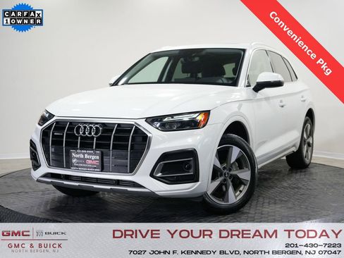 Used 2023 Audi Q5 2.0T Premium w/ Convenience Package AWD/4WD image 1