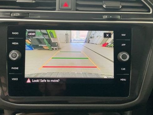 Used 2024 Volkswagen Tiguan SEL R-Line AWD/4WD image 12