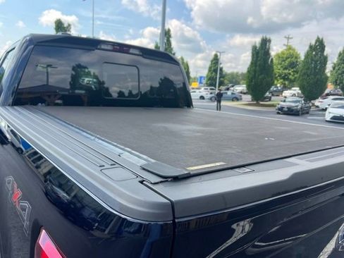 Used 2021 Ford F150 Lariat AWD/4WD image 9