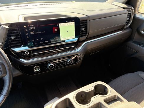 Used 2022 GMC Sierra 1500 Elevation w/ LPO, Elevation Black Package image 23