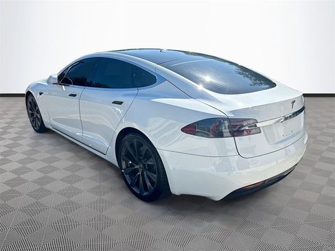 Used 2021 Tesla Model S Long Range Plus image 6