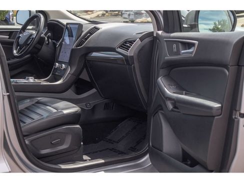 Used 2024 Ford Edge SEL AWD/4WD image 10