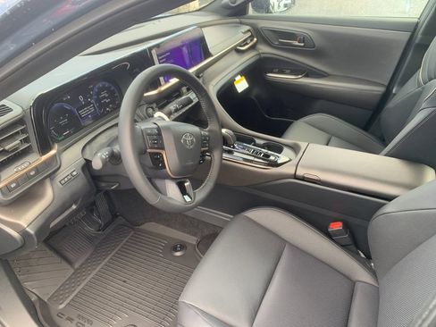 New 2026 Toyota Crown Nightshade image 10