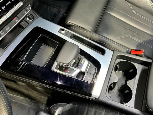 Used 2025 Audi Q5 2.0T Premium Plus image 18