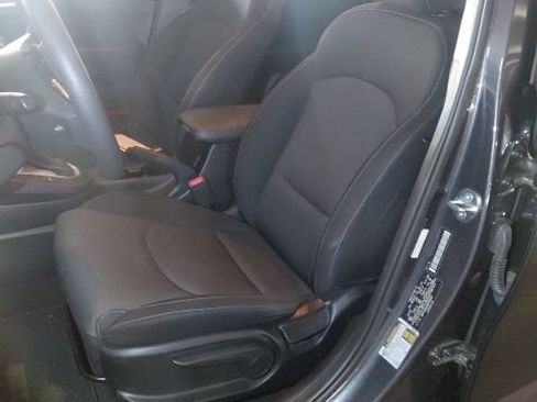 Certified 2024 Kia Forte LXS w/ LXS Technology Package FWD image 6