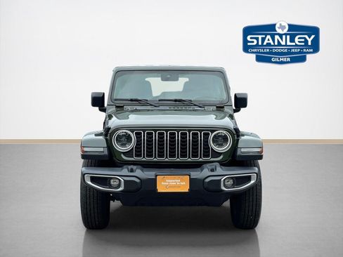 Used 2024 Jeep Wrangler Unlimited Sahara AWD/4WD image 2