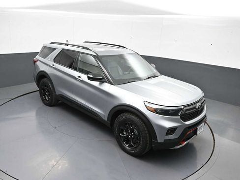 Used 2022 Ford Explorer Timberline w/ Timberline Technology Package AWD/4WD image 38