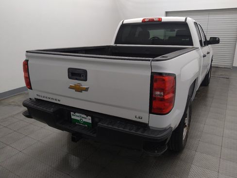 Used 2019 Chevrolet Silverado 1500 W/T w/ WT Convenience Package AWD/4WD image 7